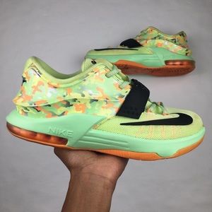 kd 7 orange and grey